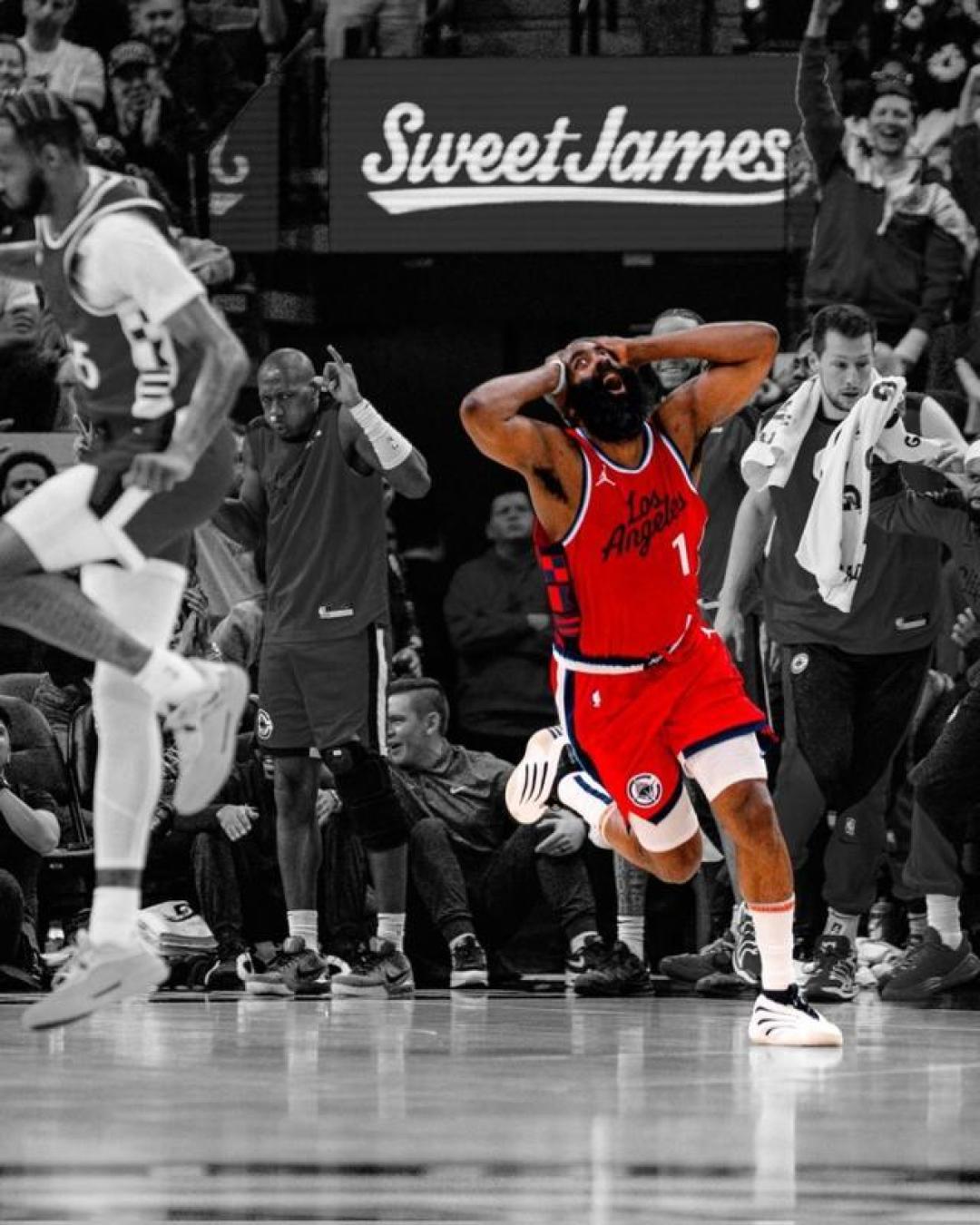 旺财娱乐- 哈登在湖人比赛中连败,突破纪录引发热议的原因 