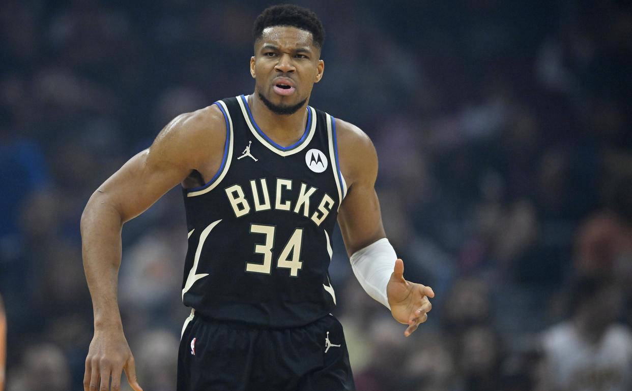 旺财娱乐-字母哥在RNG比赛中势不可挡，战术调整引发热议！的简单介绍